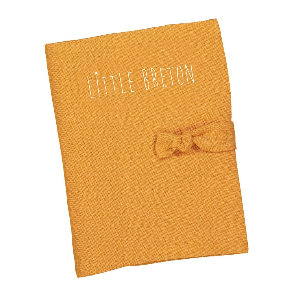 Barnabe Le Protege Carnet De Sante Little Breton Jaune Miel Little Marmaille