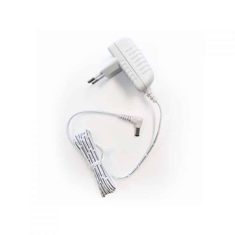 a-little-lovely-compagny_adaptateur-eu-lightbox-blanc