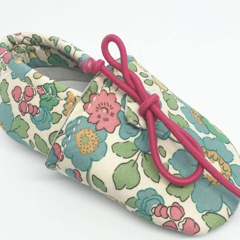 ss_chaussons-bebe-liberty-betsy-turquoise4