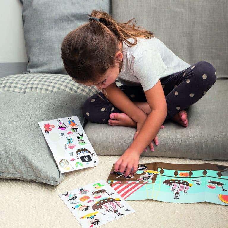 jeu de stickers ambiance enfant