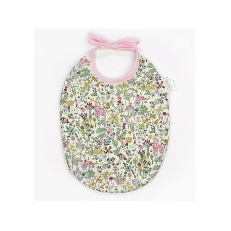 Un bavoir en liberty de la marque barnabé aime le café