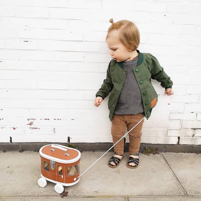 kids-boetik_valise-tram-marron-caramel3