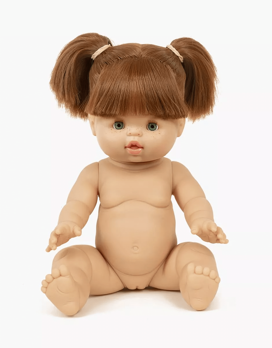 Gabrielle minikane, poupée cheveux roux, poupées yeux verts, poupée fille, idées cadeaux de noël 2025, cadeaux fille 3 ans, idées cadeaux fille 4 ans, poupées et accessoires enfant, offrir une poupée, poupée pour garçon, poupée pour anniversaire, idées cadeaux d'anniversaire