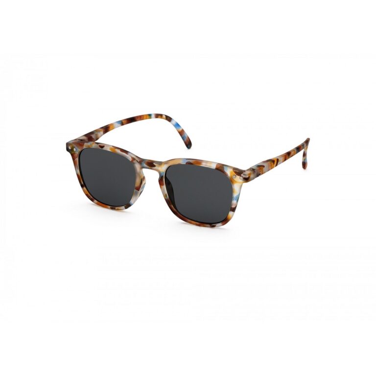 izipizi_lunettes-soleil-junior-e-ecailles-bleues