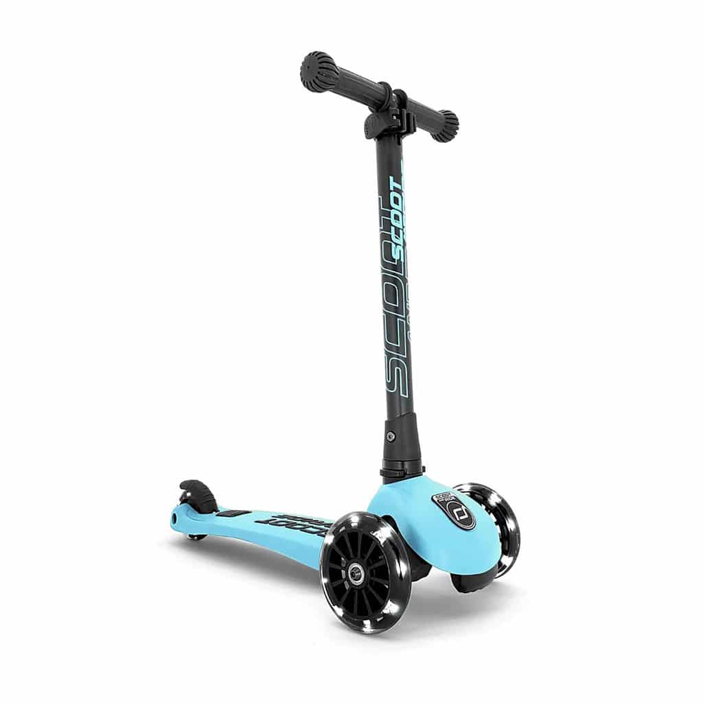 https://www.littlemarmaille.fr/wp-content/uploads/2020/04/scoot-and-ride_trottinette-3-bleu-myrtille.jpg