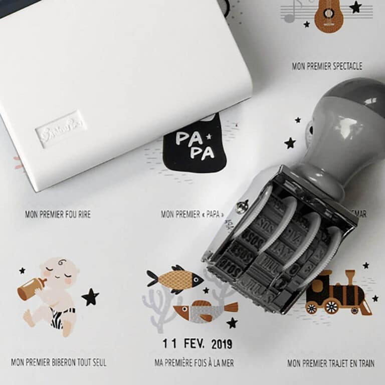 l'affiche des premières fois des petites dates