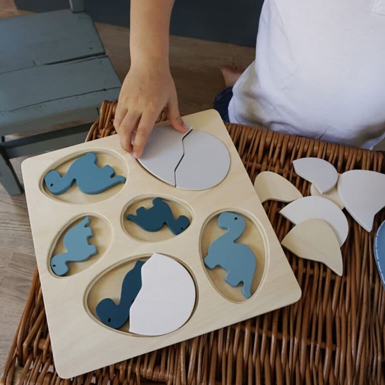 egmont_puzzle-en-bois-dino-et oeufs3