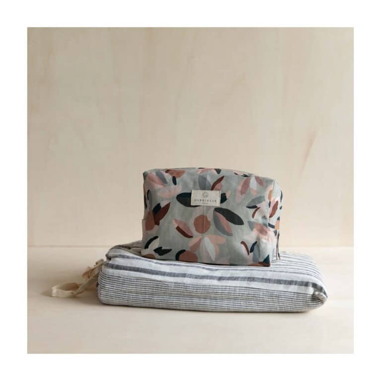 gabrielle_trousse-de-toilette-bloom-xl-sauge2