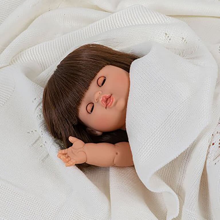 minikane_poupee-chloe-yeux-dormeurs2