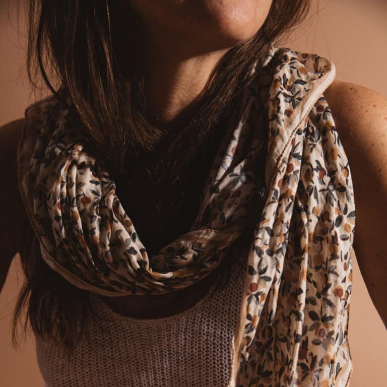 gabrielle_foulard-bloom-miel