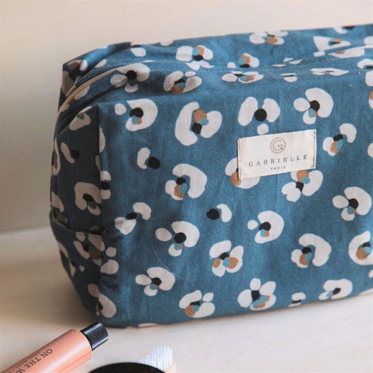gabrielle_trousse-de-toilette-leo-celeste2