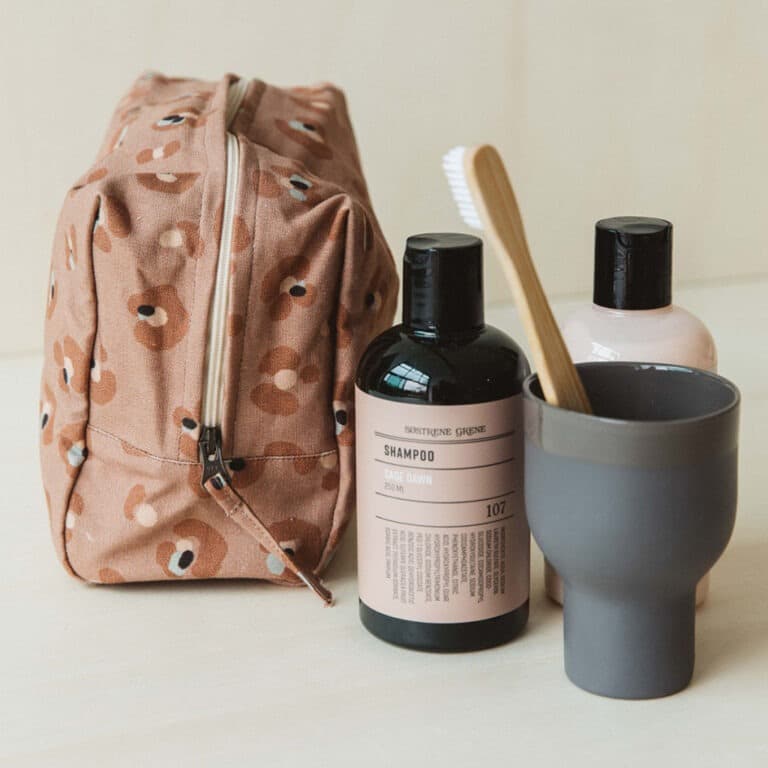 gabrielle_trousse-de-toilette-leo-sienne3