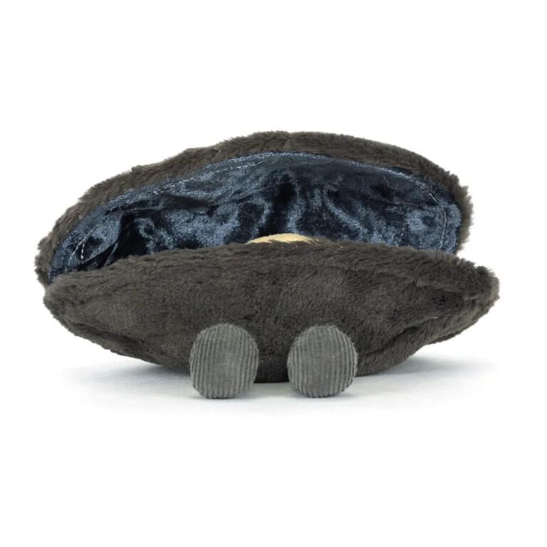 Doudou Amuseables Michelle Mussel - Jellycat, vue du dessous sur fond blanc