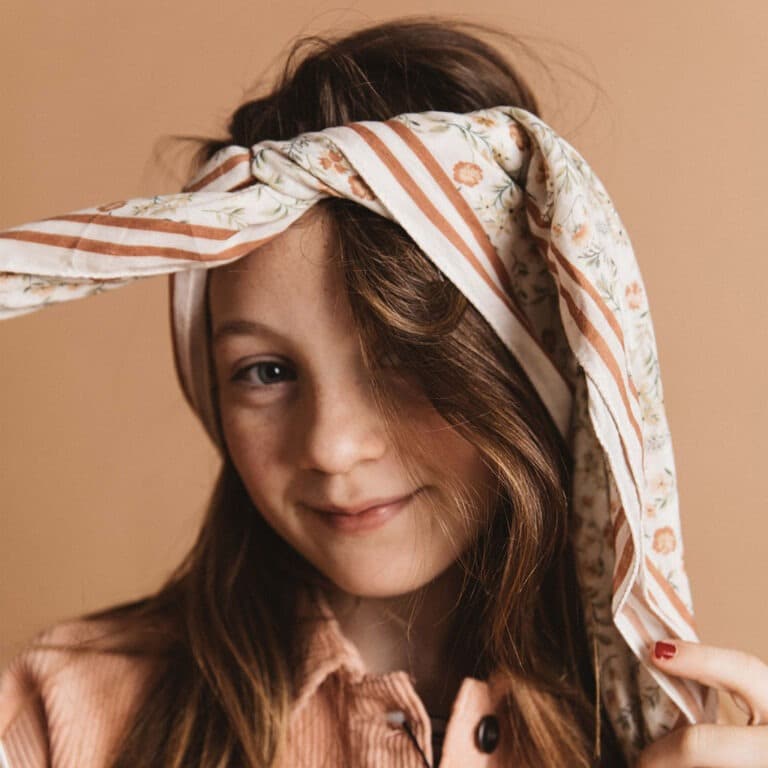 gabrielle_foulard-iris-sable2