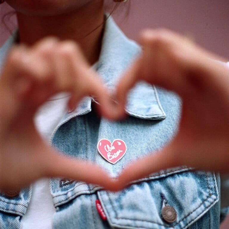 mathilde-cabanas_club_bisou_pins2