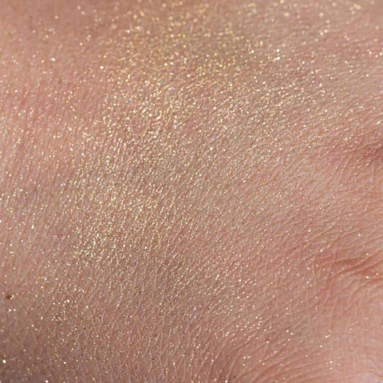 namaki_poudre-scintillante-dorée-et-son-pinceau-magique2