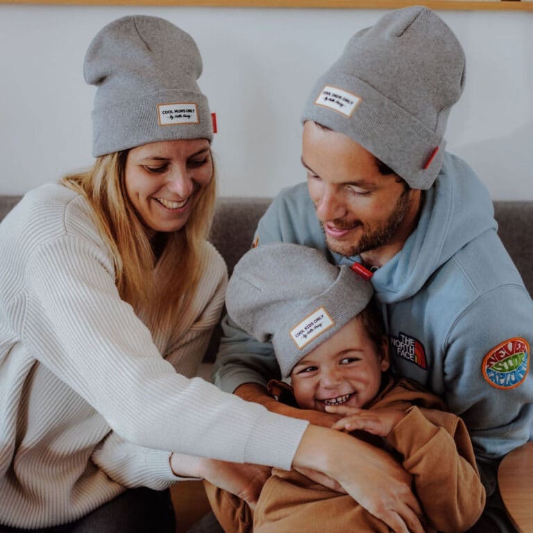 hello-hossy_bonnet-urban-gris2