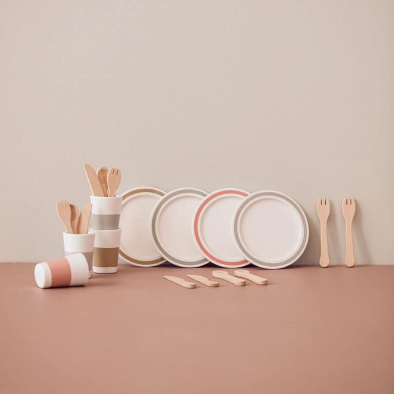 kids-concept_dinnette-en-bois2