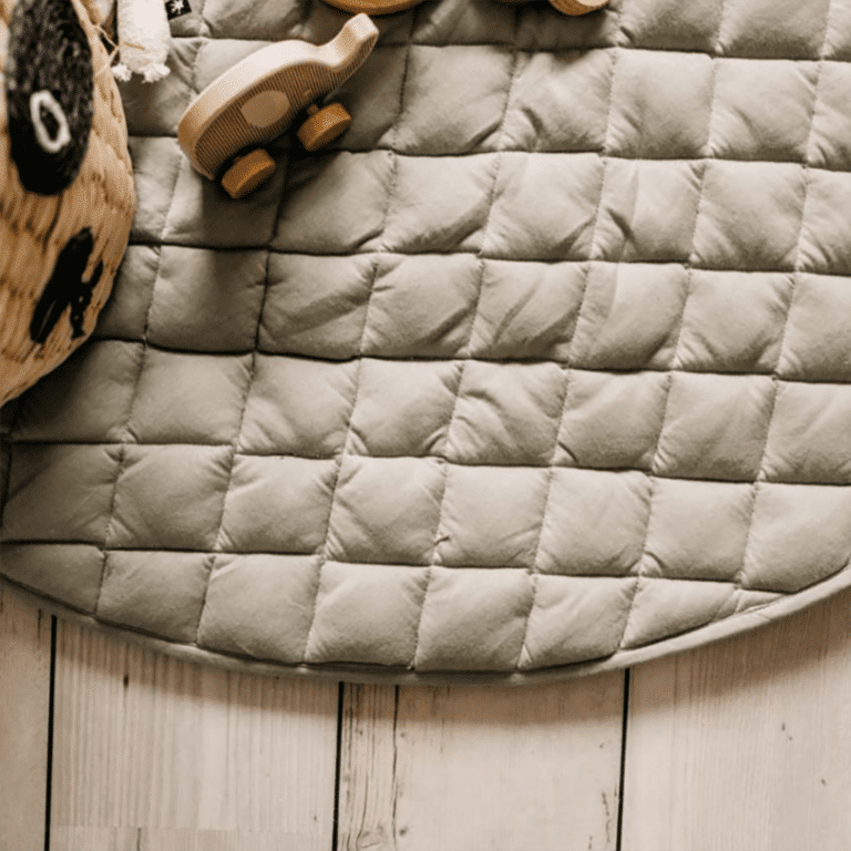 un tapis d'éveil play and go vert prairie, ambiance