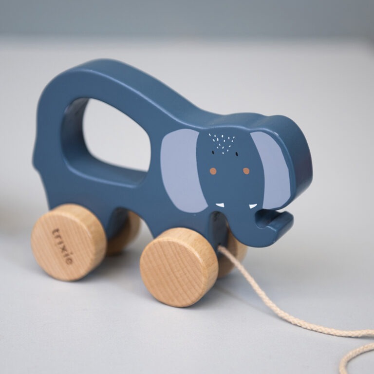 trixie_elephant-a-pousser