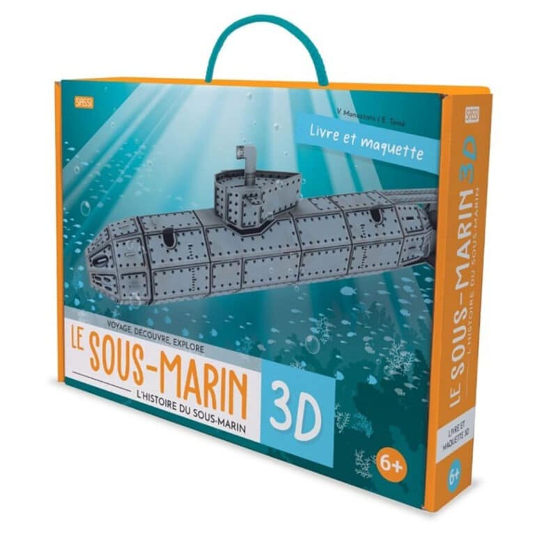 livre et maquette sous-marin