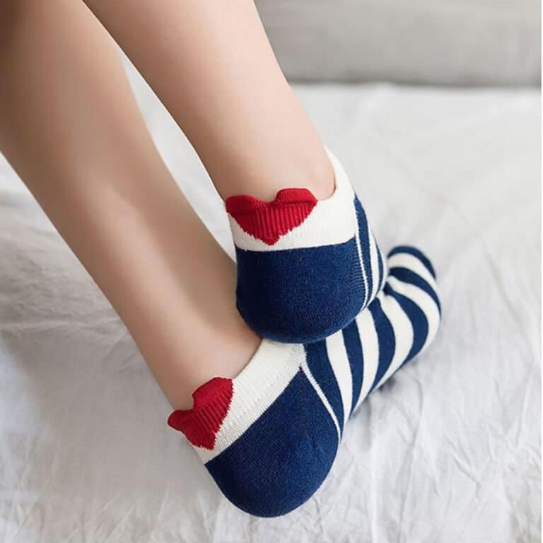 tites-chaussettes_chaussettes-basses-coeur-rayée-adulte