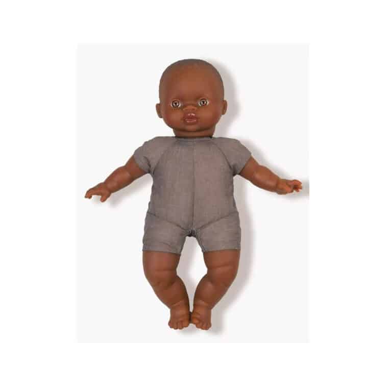 Ondine a de jolis yeux marrons clairs et sa petite bouille est vraiment trop mignonne. Son corps mou est idéal pour les plus petits !