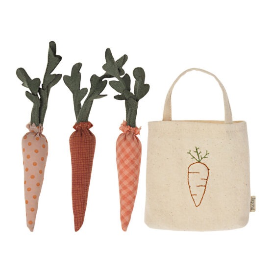 sac en coton et ses trois carottes