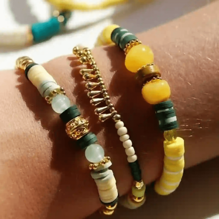 la-petite-épicerie_melange-de-perles-heishi-et-de-breloques-syracuse2