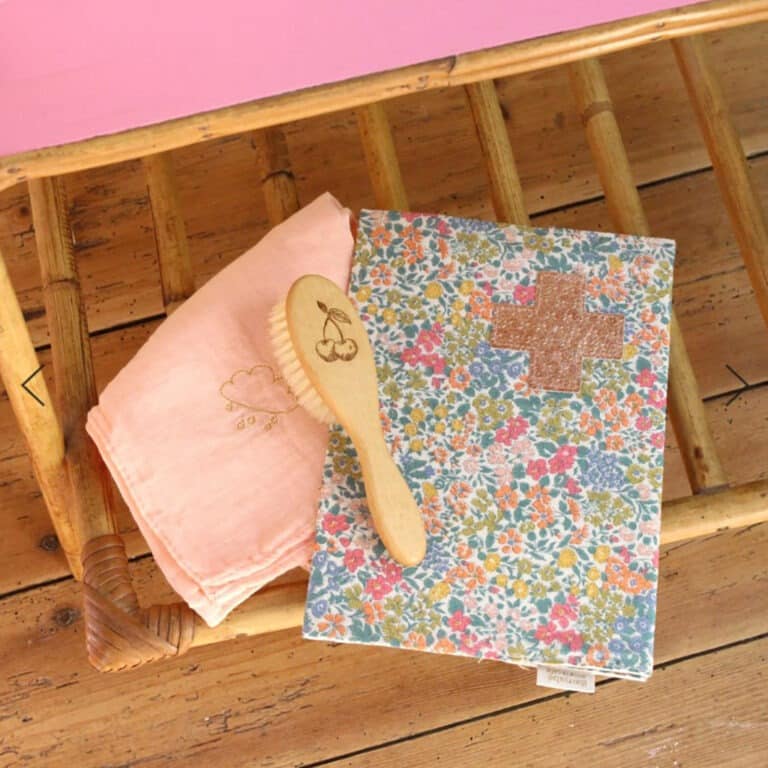 barnabé-aime-le-café_carnet-de-santé-carlota2