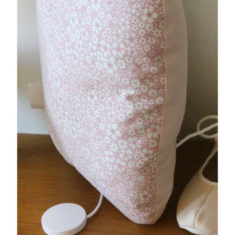 barnabé-aime-le-café_coussin-musical-mouton2