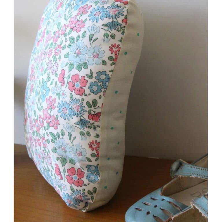 barnabé-aime-le-café_coussin-musical-piou2