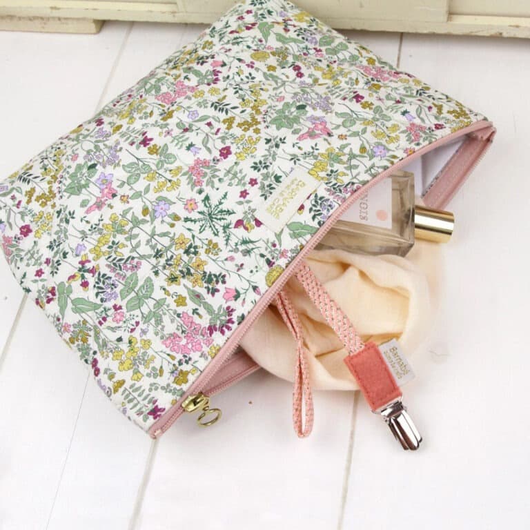 barnabé-aime-le-café_trousse-de-toilette-olga