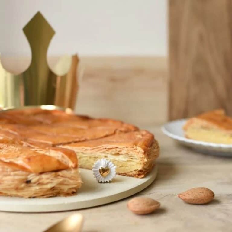 Une fève avec le symbole exvoto de la marque baubels