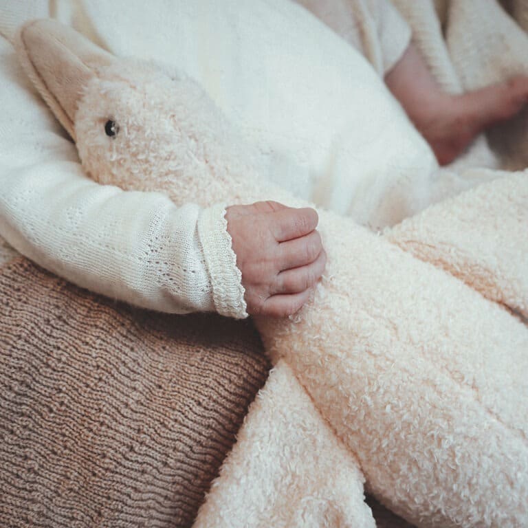peluche bruit blanc oie avec bébé