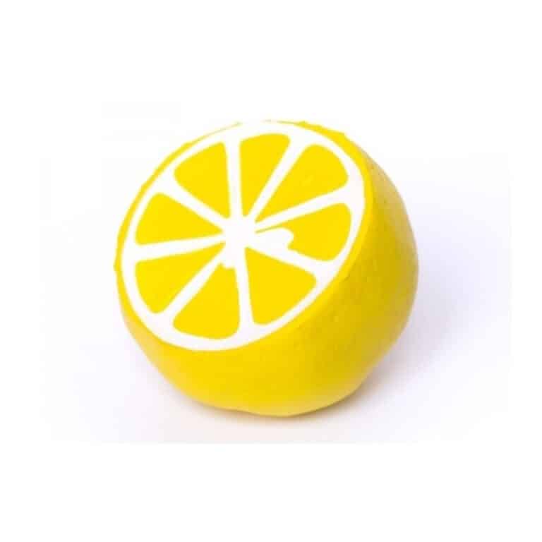 squishy citron antistress, vue de face sur fond blanc