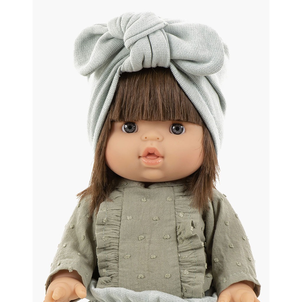 Un turban en molleton vert thé pour les poupées minikane