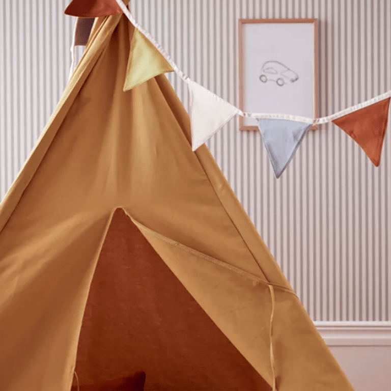 guirlande de 10 fanions kid's concept photo chambre enfant