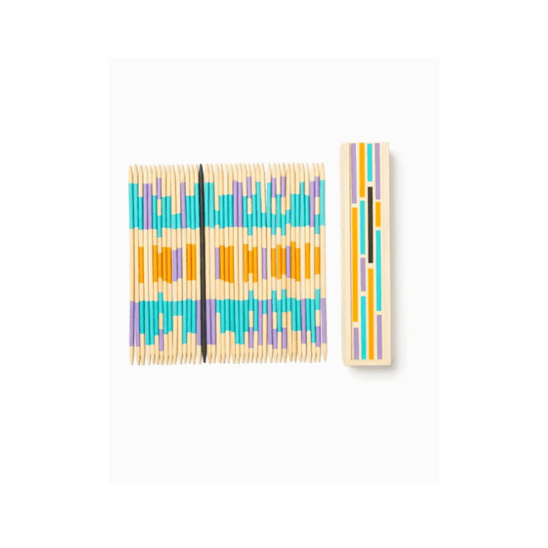 jeu de mikado kid's concept sur fond blanc