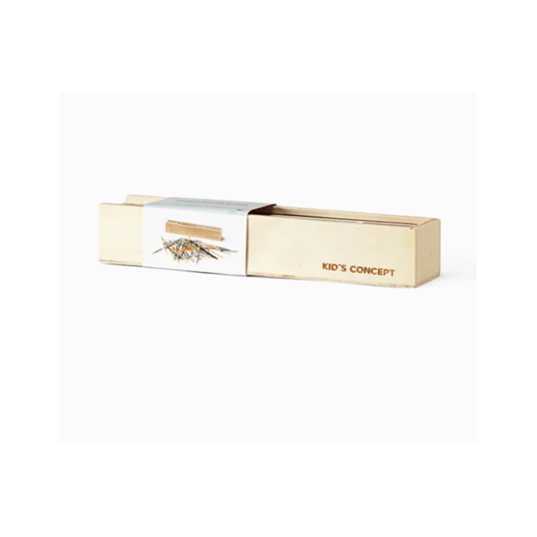 jeu de mikado kid's concept détail boîte sur fond blanc