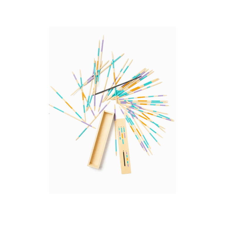 jeu de mikado kid's concept photo jeu vue de haut sur fond blanc