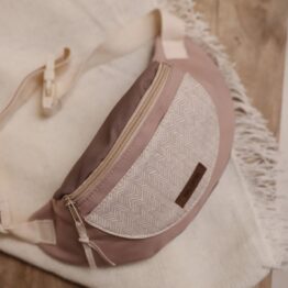 Une banane pour enfants de la marque Mrs Ertha