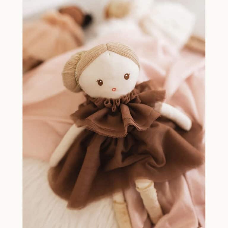 poupée maggie lu ambiance