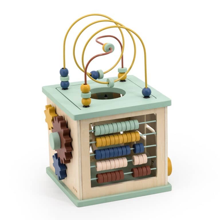 cube d'activités en bois face boulier