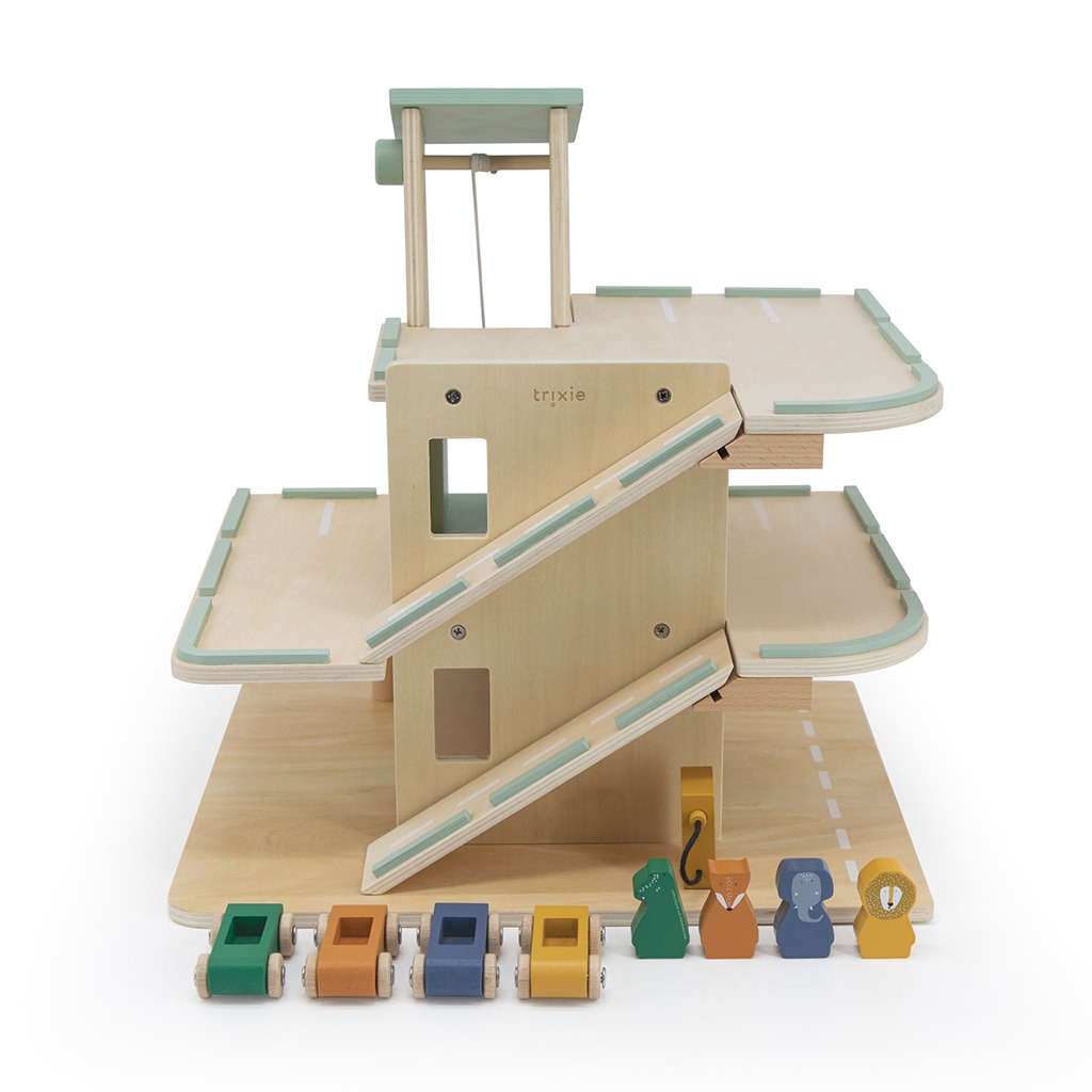 garage en bois voitures et animaux