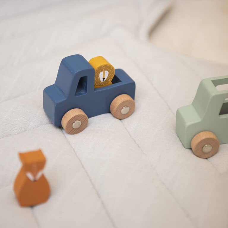 set de voitures en bois modèle de jeu