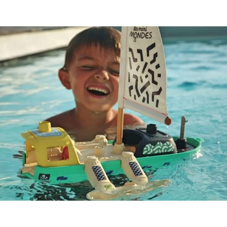 Le coffret complet des mini mondes avec le trimaran