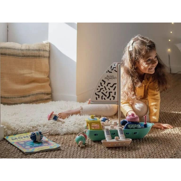 Le coffret complet des mini mondes avec le trimaran