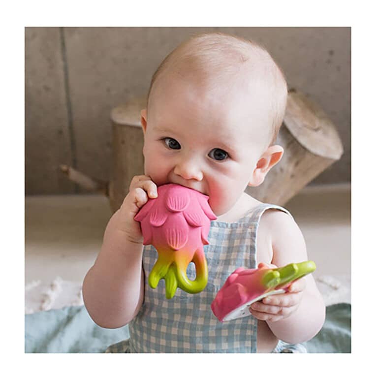 oli-and-carol_jouet-de-dentition-fruit-du-dragon5