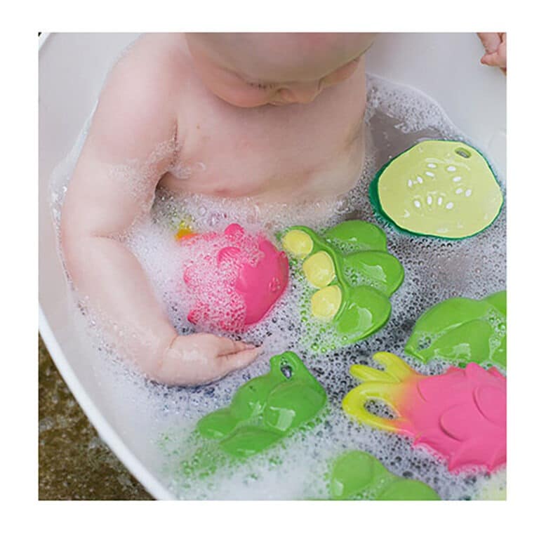 jouet de dentition fruit du dragon ambiance bain bébé